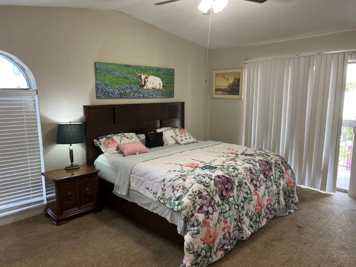 Beautiful 1-Bedroom Townhome With Nice Amenities ฮูสตัน ภายนอก รูปภาพ